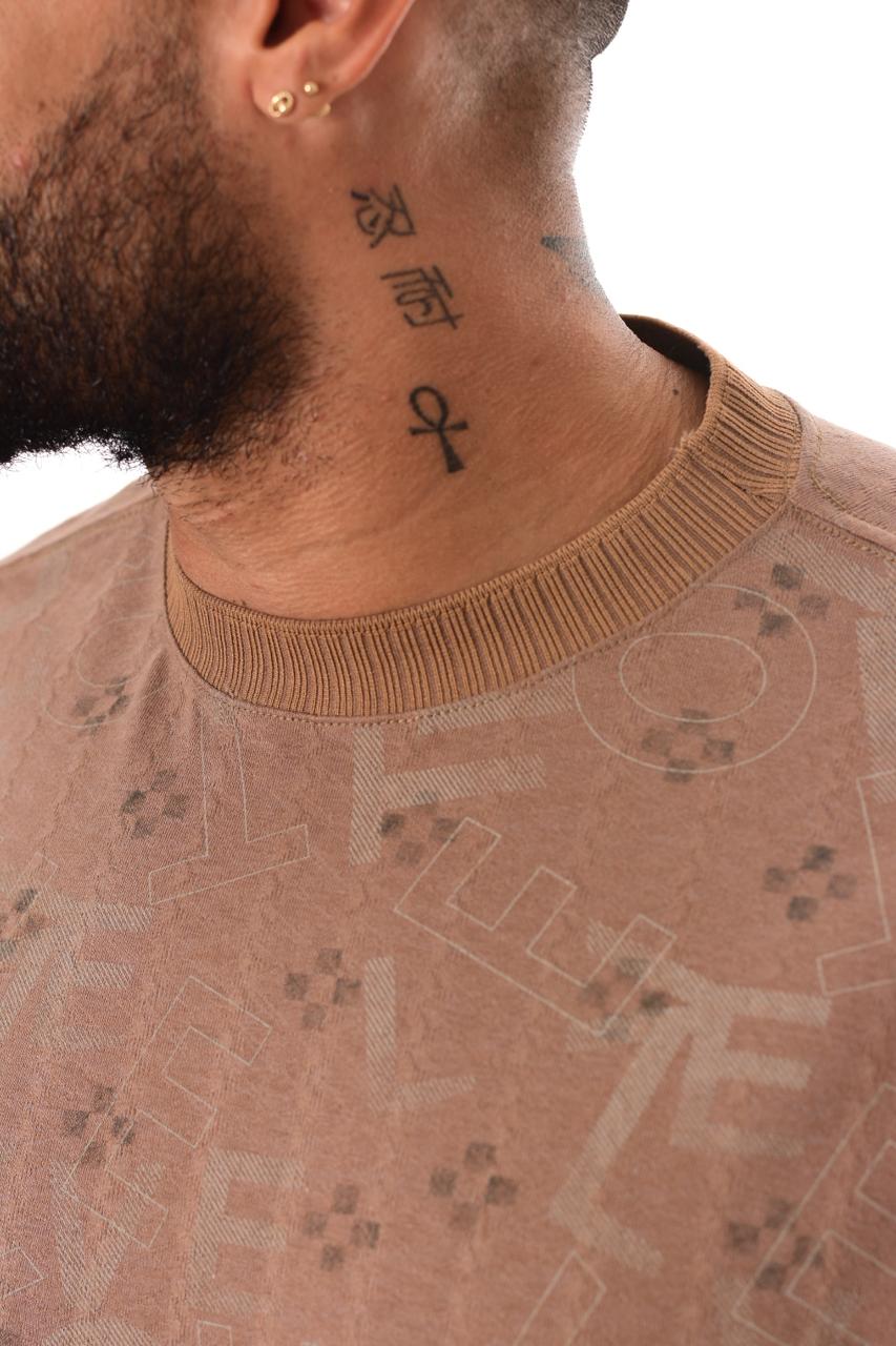 Oversize Focus Letras Hombre Textura