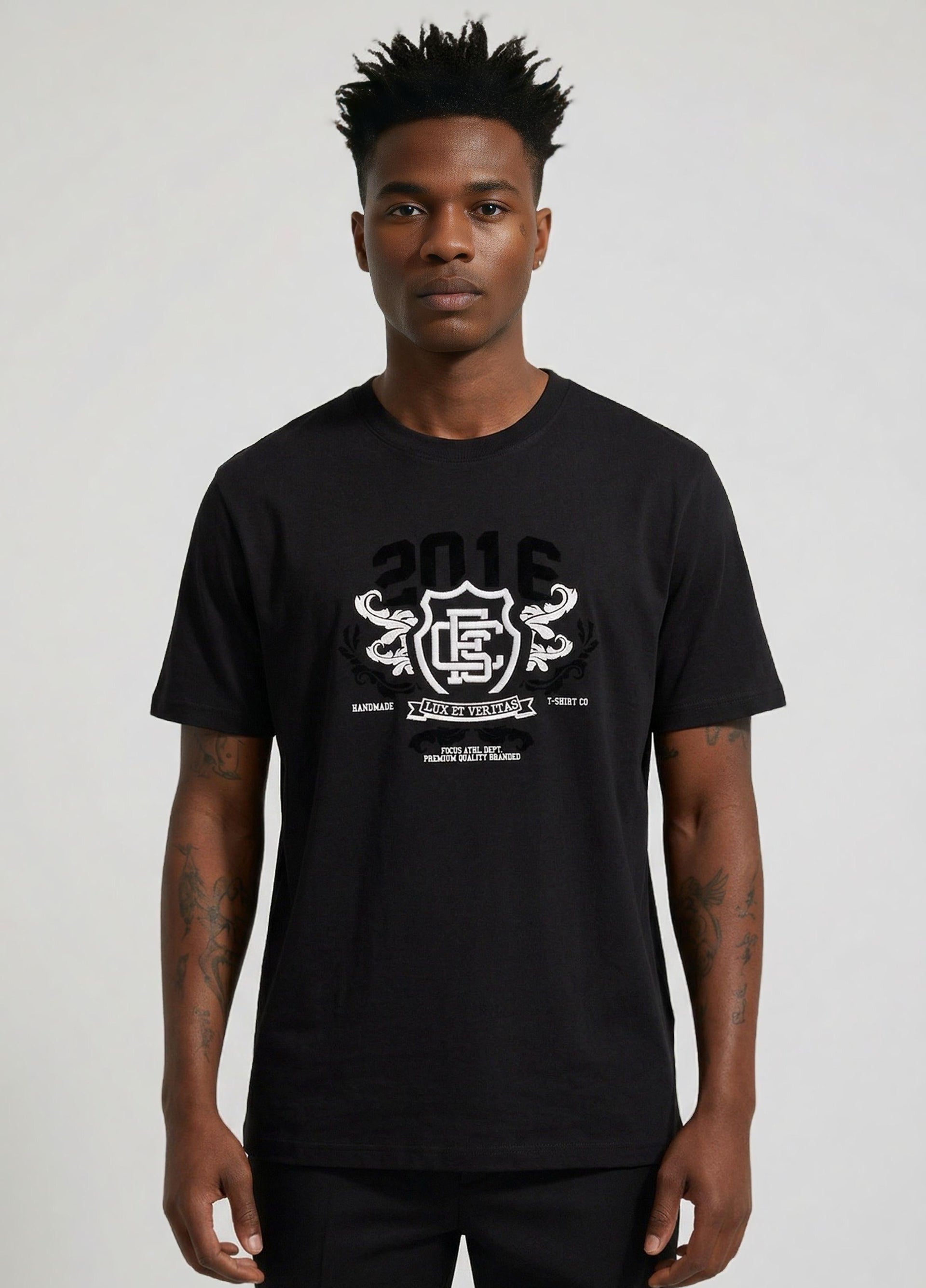CAMISETA REGULAR HOMBRE